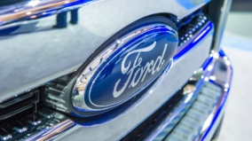 Tragický vývoj v automobilovém průmyslu: Stojí vůbec tyto 3 akcie za investici? 